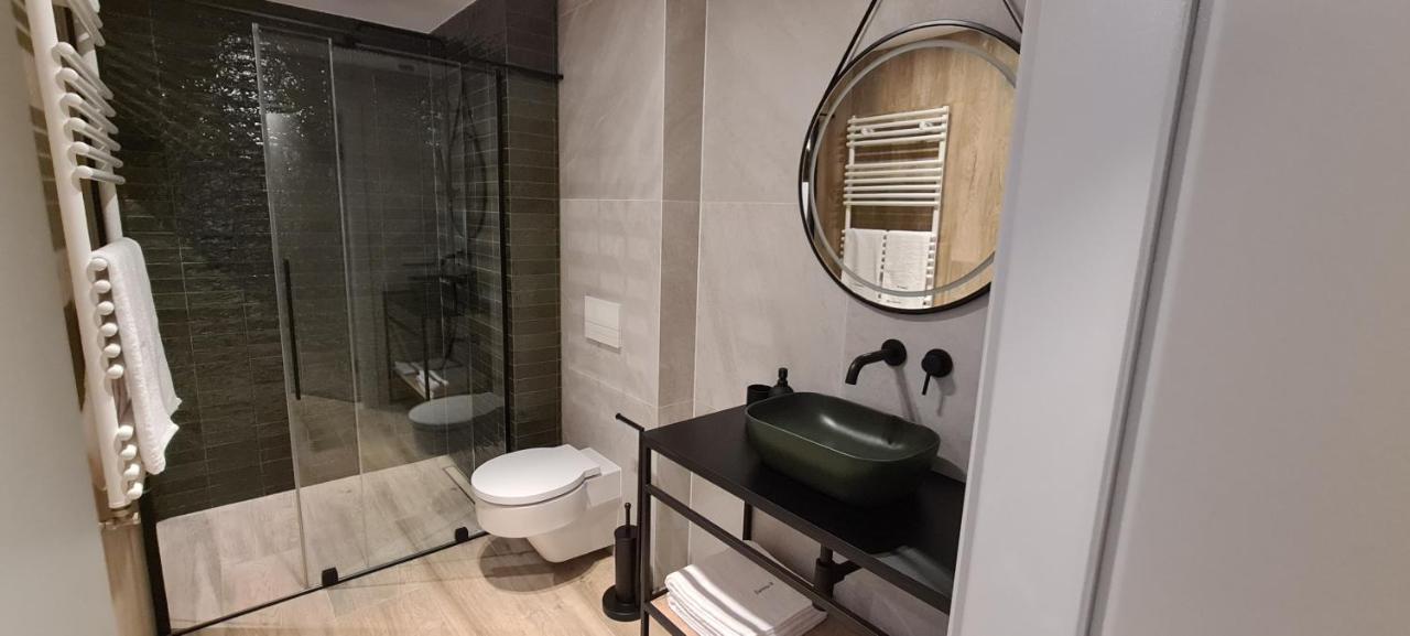 Apartment Zurawia 18