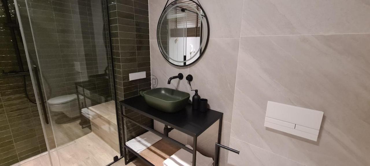 Zurawia 18 Apartmán